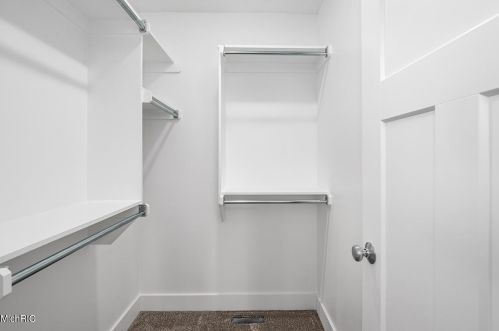 1187 Allison Ave, Grand Rapids MI 49534-3602 exterior