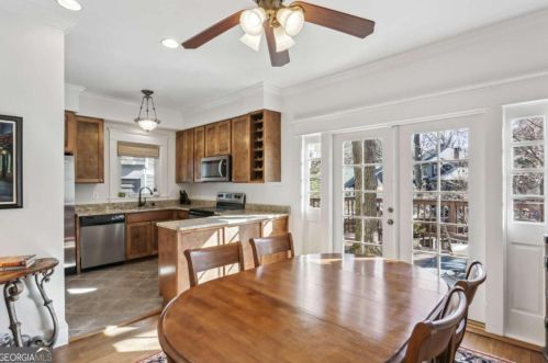 805 Charles Allen Dr, Atlanta GA  30308-1706 exterior