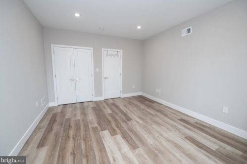 2213 Emerald St, Philadelphia PA 19134-3548 exterior