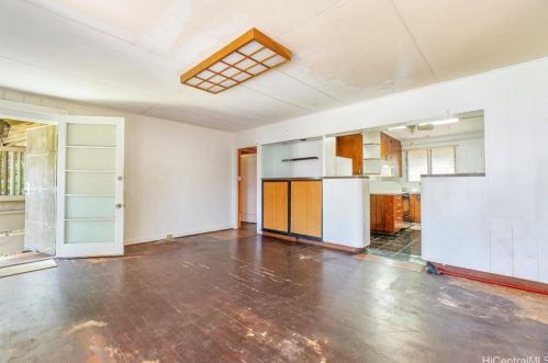 2011 Lime St, Honolulu HI 96826-5904 exterior