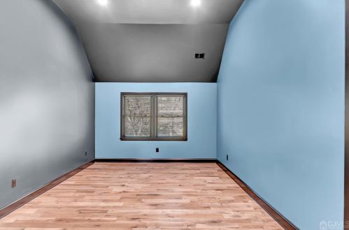 214 Rose St, Metuchen NJ  08840-2648 exterior