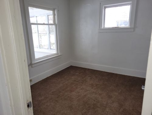 1728 Manz St, Meskegon MI 49442-5706 exterior