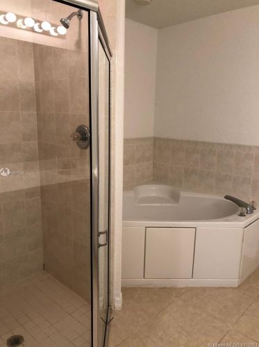 1754 Dove Tail Dr, Fort Pierce FL exterior