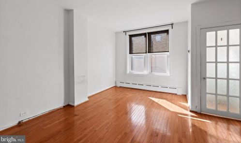 1149 Daly St, Philadelphia PA  19148-3018 exterior