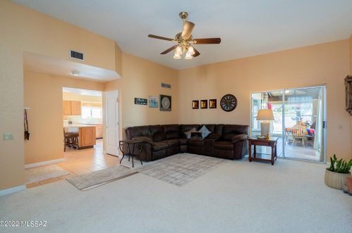 955 Camino Asturias, Green Valley AZ 85622-3246 exterior