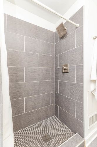 938 Noble St, Chicago IL  60642-5303 exterior