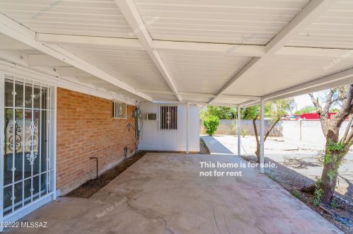 732 Camino Seco, Tucson AZ  85710-2628 exterior