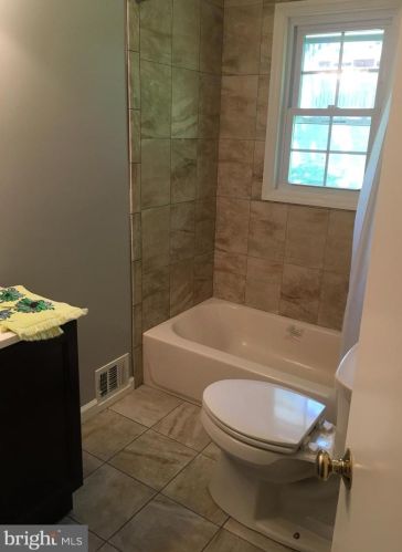 4510 Rynex Dr, Alexandria VA 22312-1515 exterior