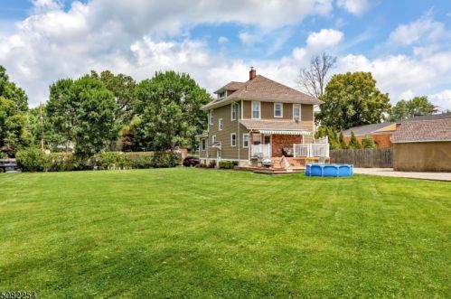 121 Lehigh Ave, Cranford, NJ 07016-3038