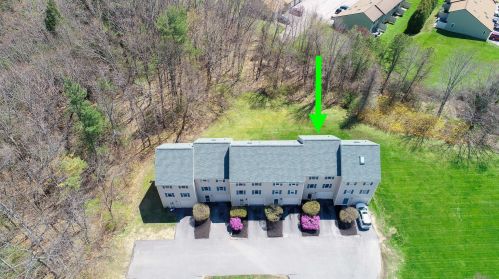 61 Fords Landing Dr, Dover NH 03820-4552 exterior