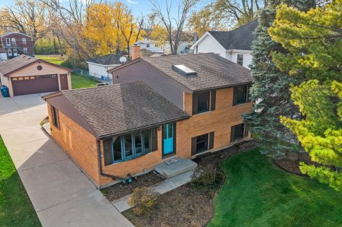 598 Armitage Ave, Elmhurst, IL 60126-2139