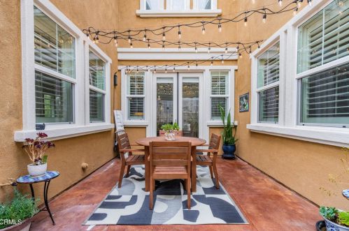 1404 Donegal Way, Oxnard CA  93035-1442 exterior