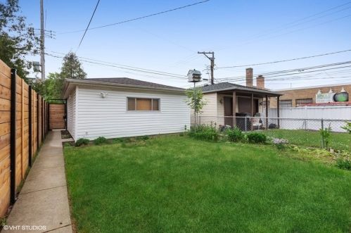 5446 Ludlam Ave, Chicago IL  60630-1414 exterior