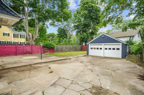 46 Circuit Dr, Providence RI  02905-3715 exterior