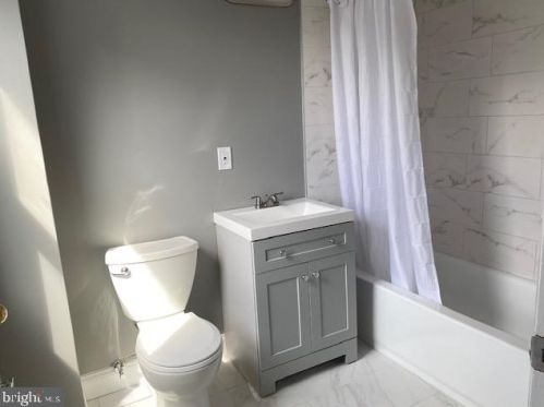 876 2nd St, Trenton NJ  08610-3502 exterior