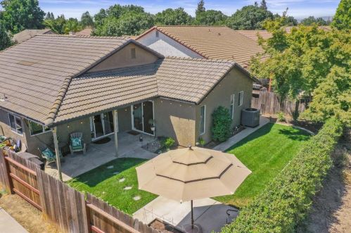 2801 Mozart Dr, Modesto CA  95358-8855 exterior