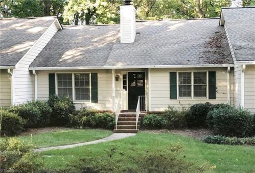 11 Brownstone Ln, Greensboro NC  27410-5145 exterior