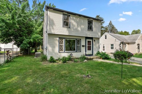 1263 Herrick Ave, Grand Rapids, MI 49505-5537