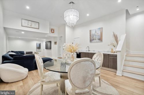 1241 Kater St, Philadelphia PA  19147-1851 exterior