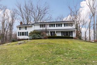 25 Mimosa Ct, Ridgefield, CT 06877-2508