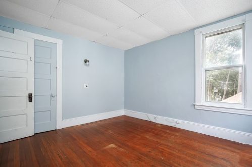 54 Lester St, Springfield MA 01108-2140 exterior