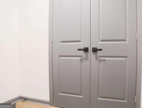 3584 Collier Dr, Atlanta GA  30331-1530 exterior