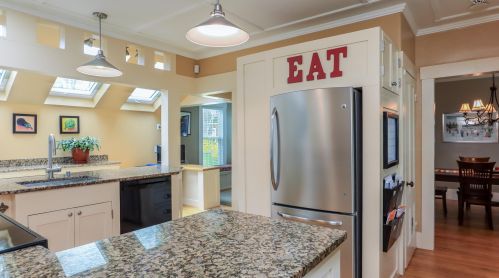 20 Tahanto St, Concord NH 03301-3833 exterior