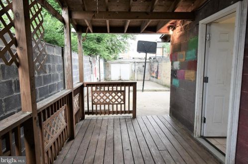 414 Luray Pl, Washington DC 20010-2992 exterior