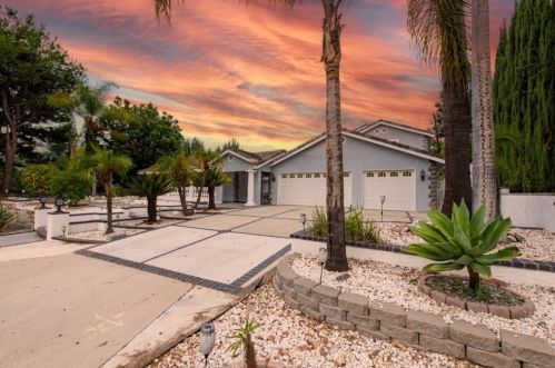 969 Verona Dr, Fullerton, CA 92835-3338