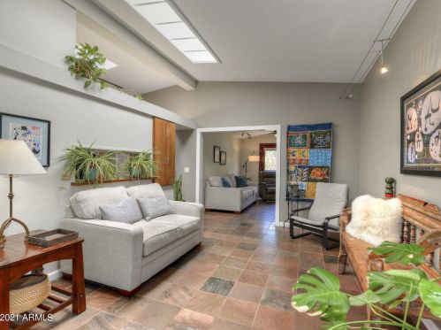 4615 43rd St, Phoenix AZ 85032-3323 exterior