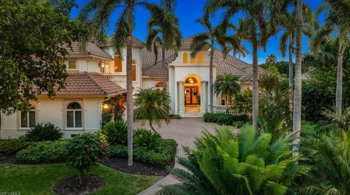 1323 Spyglass Ln, Naples FL 34102-7734 exterior