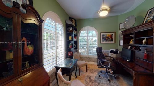 11269 Northland Dr, Fort Pierce FL 34987-1942 exterior