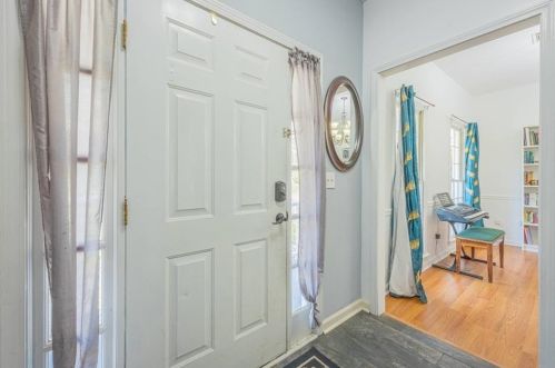 2802 Emerson Lake Dr, Lithonia GA  30078-6642 exterior