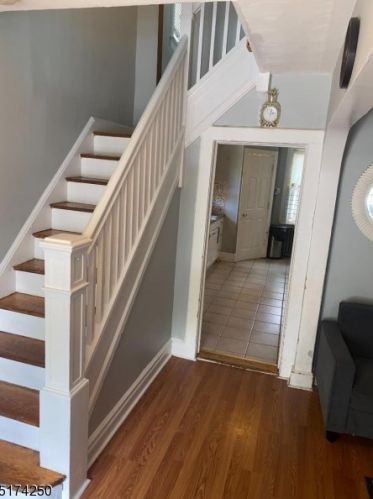 26 Becker Ter, Irvington NJ 07111-1311 exterior