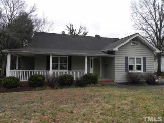 908 Front St, Burlington NC  27215-3613 exterior