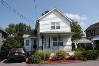 943 Mary St, Scranton, PA 18512-1160