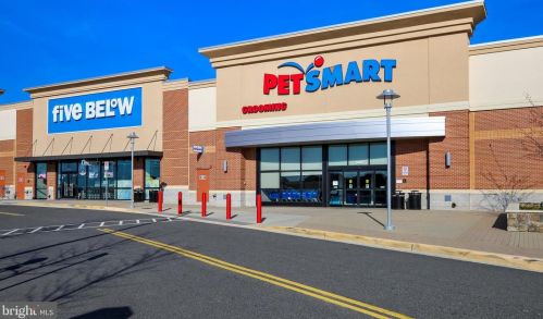 2905 Carlton Ave, Washington DC 20018-2615 exterior