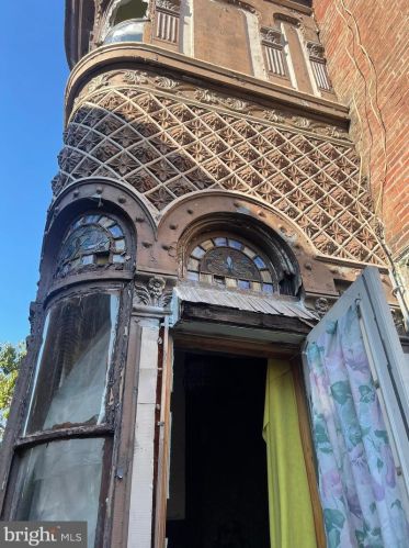 2209 Cumberland St, Philadelphia PA 19125-2204 exterior