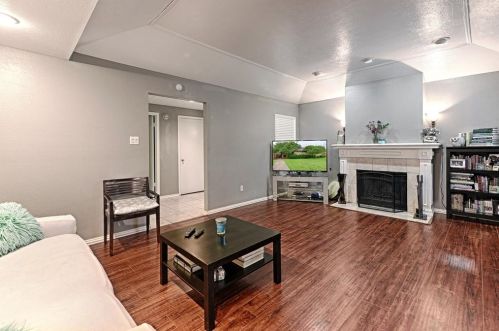 13327 Daystrom Ct, Dallas TX  75243-2521 exterior