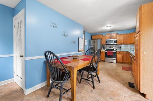 192 Geer Rd, Exeter CT 06249-2604 exterior