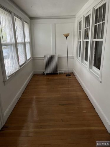 379 Lincoln Ave, Cliffside Park NJ  07010-1804 exterior