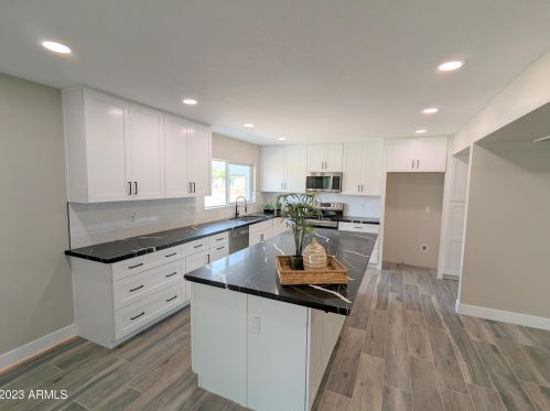 14616 28th Pl, Phoenix AZ  85032-5001 exterior