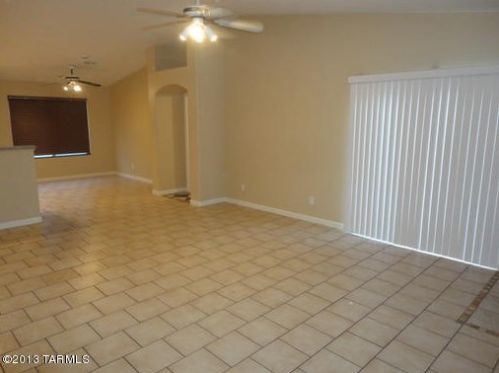 7659 Meadow Spring Way, Tucson, AZ 85747-5656