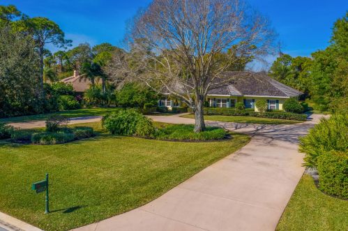 7904 Plantation Lakes Dr, Fort Pierce, FL 34986-3004