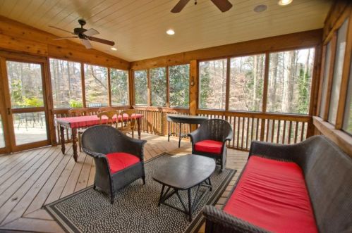 2356 Christophers Walk, Atlanta GA 30327-1110 exterior