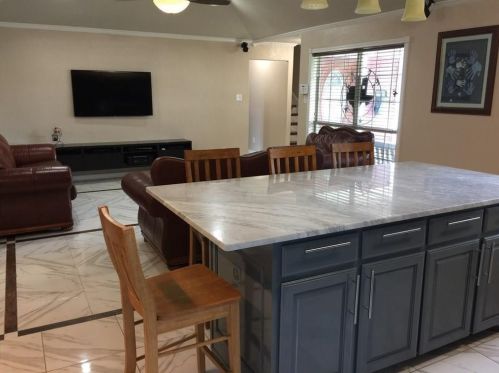 2527 Cunningham St, Irving TX  75062-7162 exterior