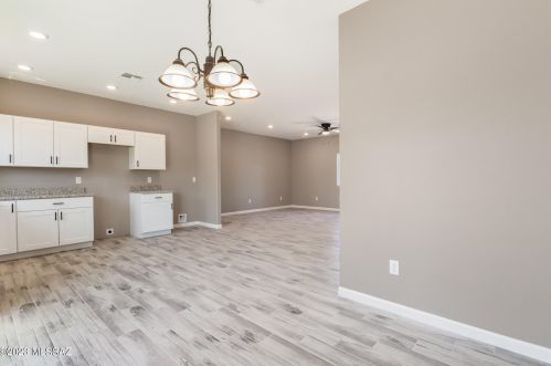 6170 Del Moral Blvd, Tucson AZ 85706-5707 exterior