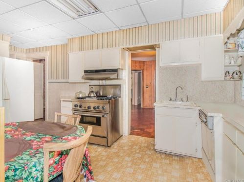 432 6th Ave, Mount Vernon NY 10550-1120 exterior