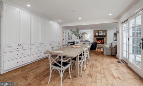 8701 Belmart Rd, Rockville MD  20854-1610 exterior