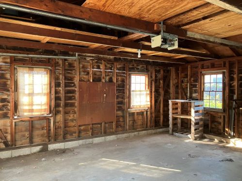 41 4 St, Dover NH 03820-2900 exterior